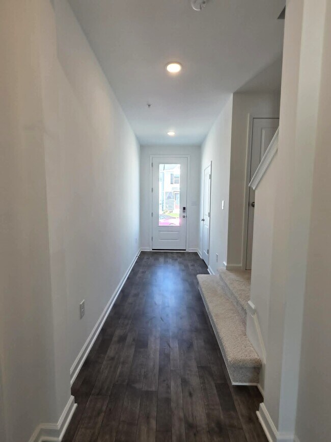 Foto del edificio - 222 Clement Lp