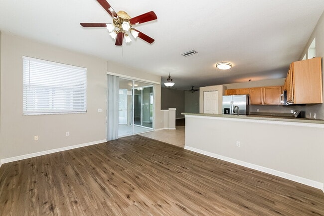 Foto del edificio - 1252 Millbrook Cir