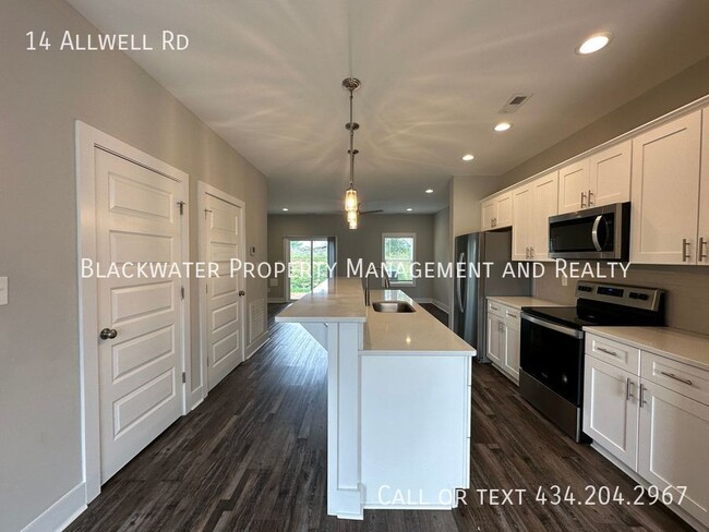 Foto del edificio - 14 Allwell Rd.