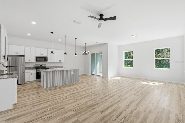 Foto del edificio - Brand New 3 Bed 2.5 Bath Townhouse in Palm Coast