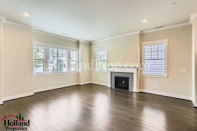 Building Photo - Stunning 4-Bedroom, 2.5-Bathroom Two-Story...