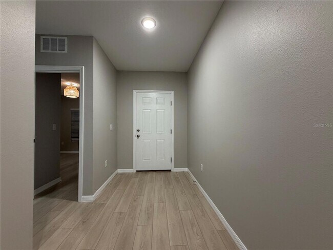 Foto del edificio - 12668 Tannencrest Dr