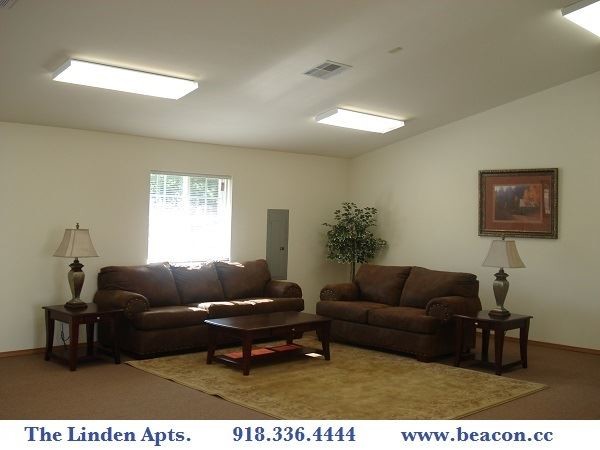Foto del edificio - 812 E 8th St