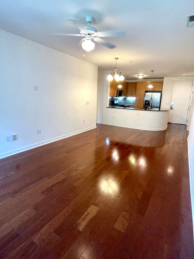 Foto del edificio - 5501 DeMarcus Blvd #472