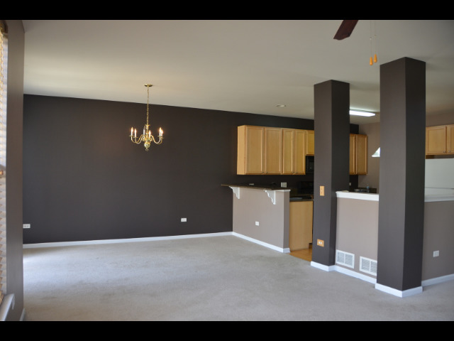 Building Photo - 455 Vaughn Cir