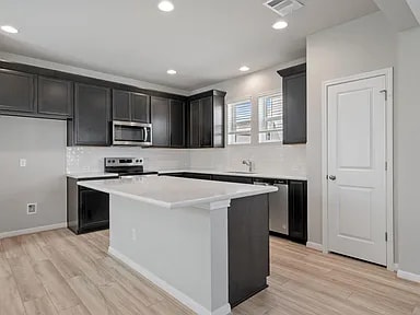 Building Photo - 122 Elm Br Trl
