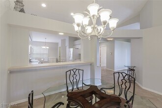 Building Photo - 5502 Greenwood Cir