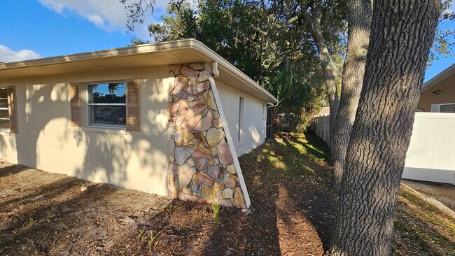Building Photo - 1270 Deltona Blvd