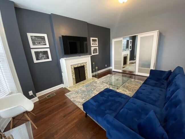 Foto del edificio - 2244 N Dayton St