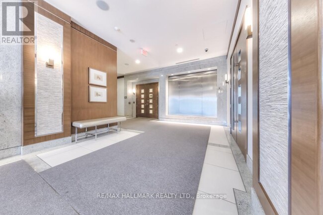 Building Photo - 15 Viking Ln