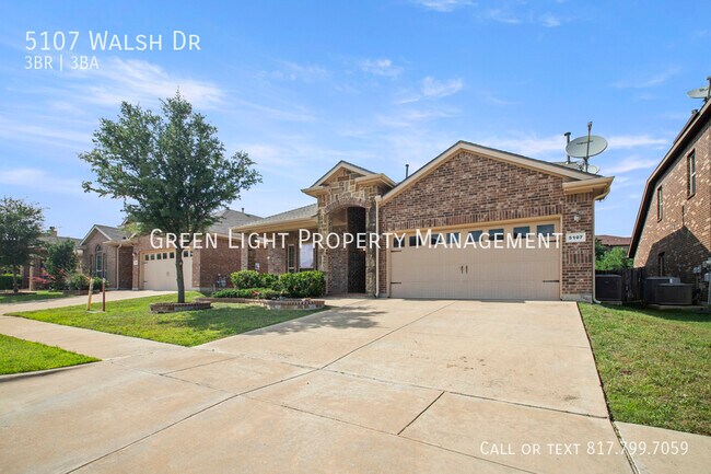 Foto del edificio - 5107 Walsh Dr