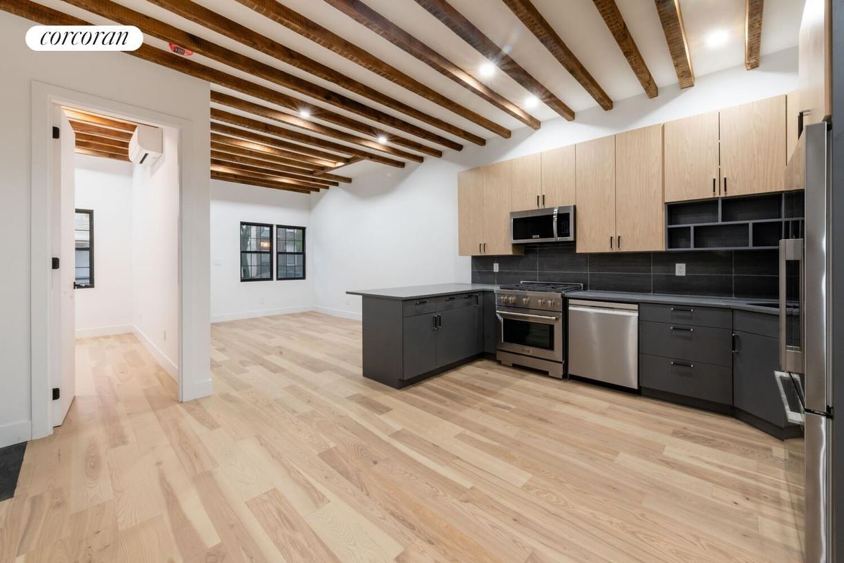 Foto principal - 183 Green St