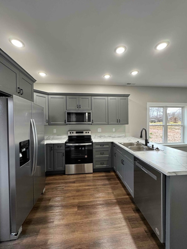 Foto del edificio - 56 Holloway Dr