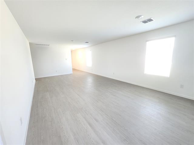 Foto del edificio - 2213 Neyland Dr