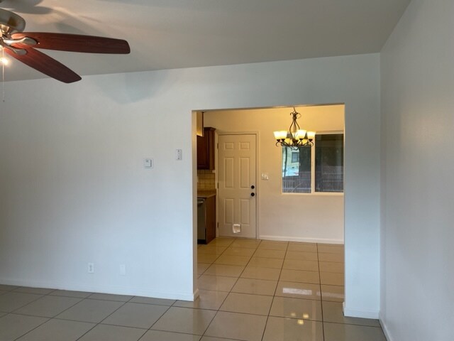 Foto del edificio - 921 E Whittier Ave