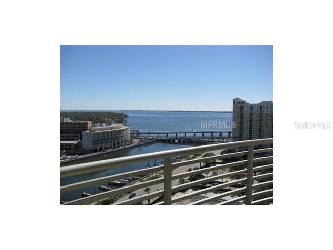 Building Photo - 275 Bayshore Blvd