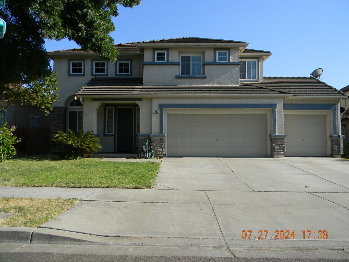 Foto principal - 3770 Kempas Way