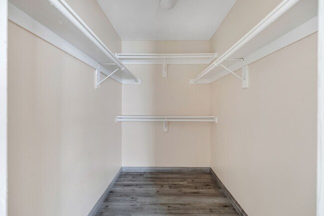 Interior Photo - Country Creek Apartments
