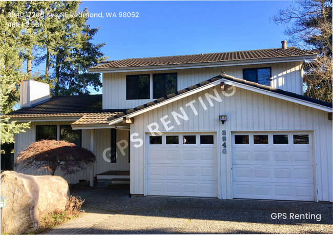Bright & Beautiful Corner-Lot Home with La... - Bright & Beautiful Corner-Lot Home with La...