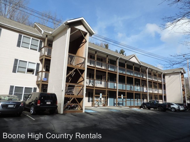 1395 W King St Boone Nc 28607 Condo For Rent In Building Photo 1395 W King St