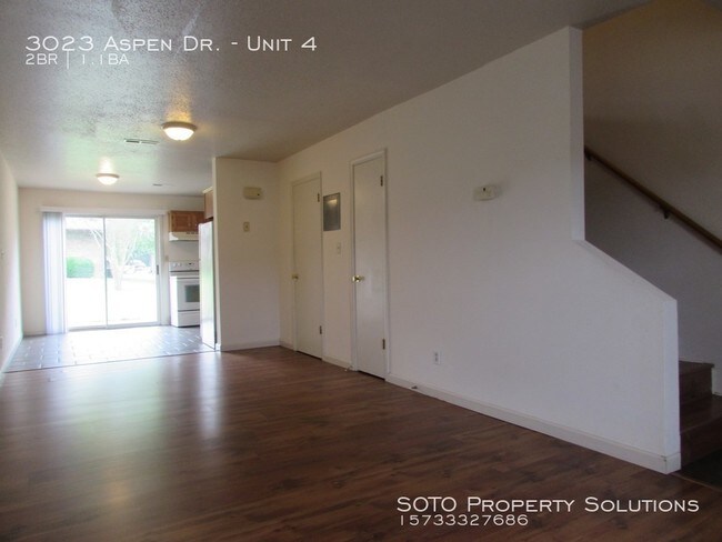 Building Photo - 3023 Aspen Dr