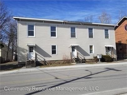 Primary Photo - 332 Pleasant St