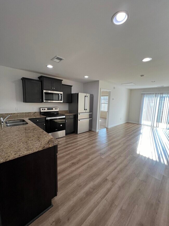 Building Photo - 2030 Catlet Ct