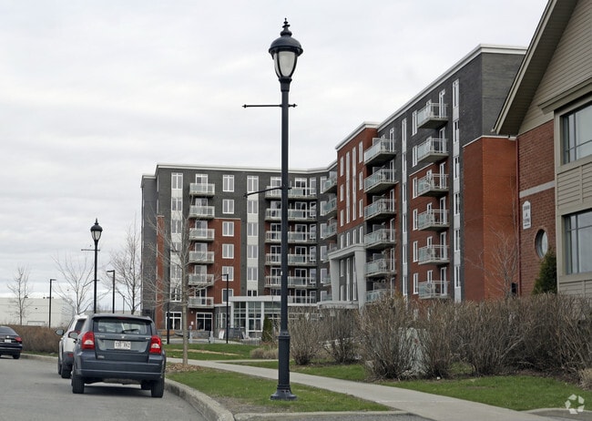 Building Photo - La Voile Boisbriand