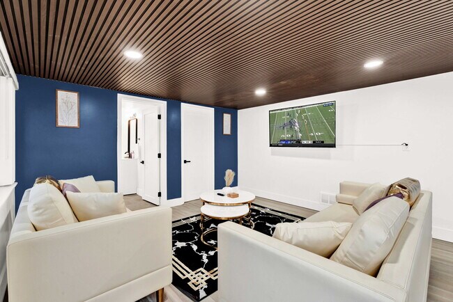 Foto del edificio - Whitmore House LLC