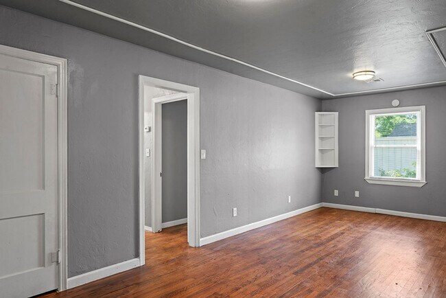 Foto del edificio - Charming 3 bed 1 Bath Home Near the Pasco ...