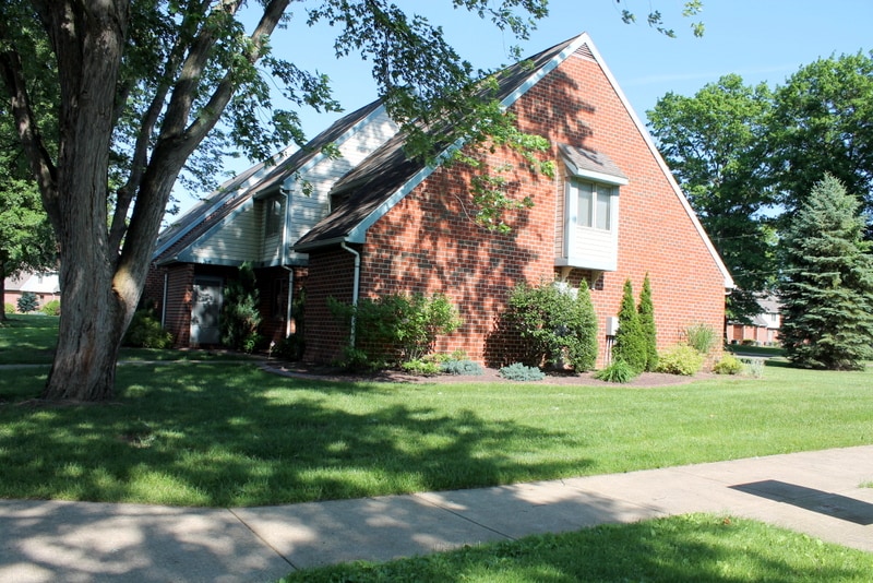Primary Photo - 1765 Randall Cir