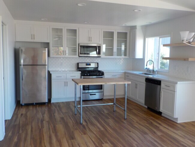 Building Photo - 2676 Orville Ave