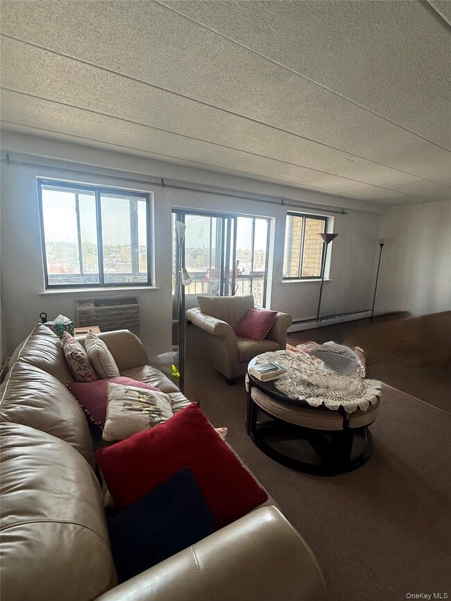 Foto del edificio - 87-08 Justice Ave