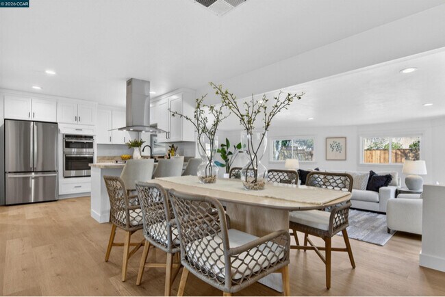 Foto del edificio - 7761 Ironwood Dr