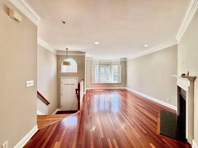 Building Photo - 25 MALLARD Pl