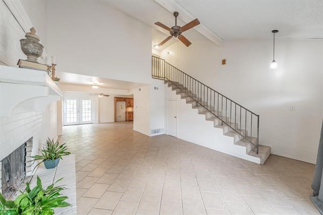 Building Photo - 605 Barkridge Trail