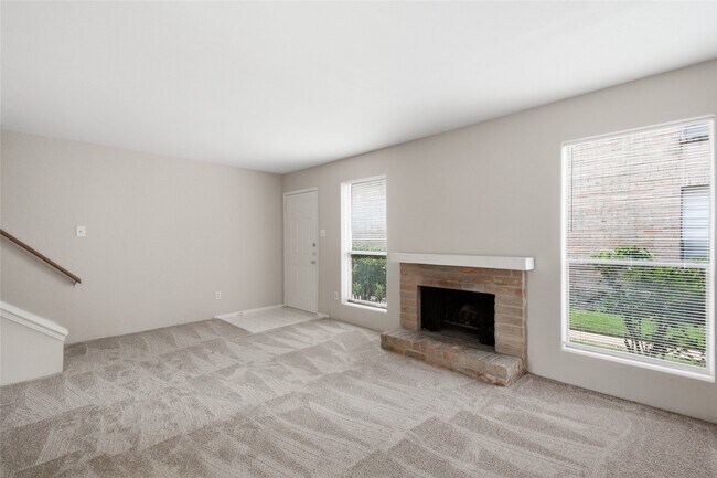 Foto del edificio - 2120 Wilcrest Dr