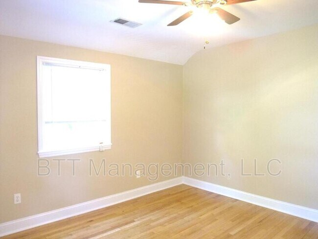 Foto del edificio - 8309 Greenwood Ave