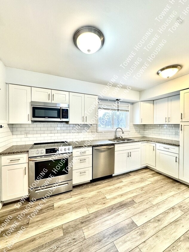 Foto principal - 4493 S Buffalo St