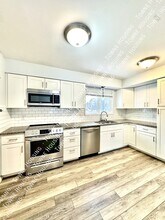 Building Photo - 4493 S Buffalo St