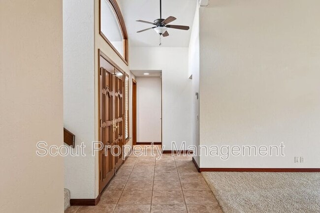 Foto del edificio - 38285 Oaktree Loop