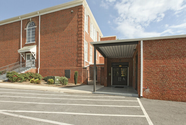 Foto del edificio - Chatham Lofts