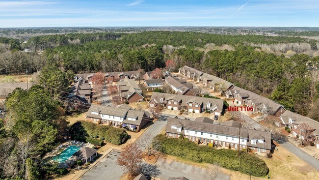 Foto del edificio - Asbury Hills Condominiums-2428 E. University,  Unit 1106