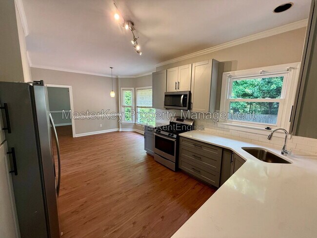 Foto del edificio - 701 Cricketfield Ln