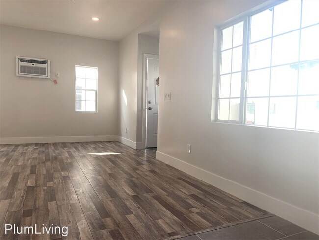 Foto del edificio - 449-453 W Garfield Ave