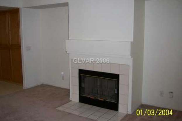 Foto del edificio - 5405 Ravana Ave