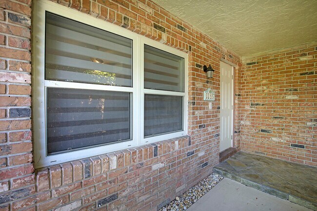 Building Photo - 11337 Little Bear Way