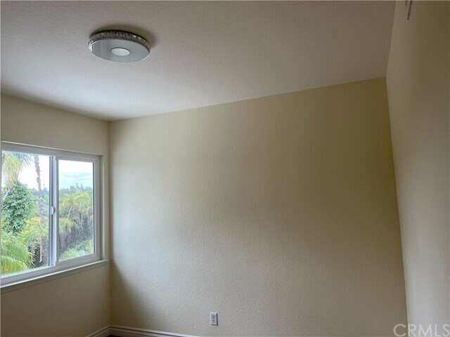 Building Photo - 22946 Rio Lobos Rd