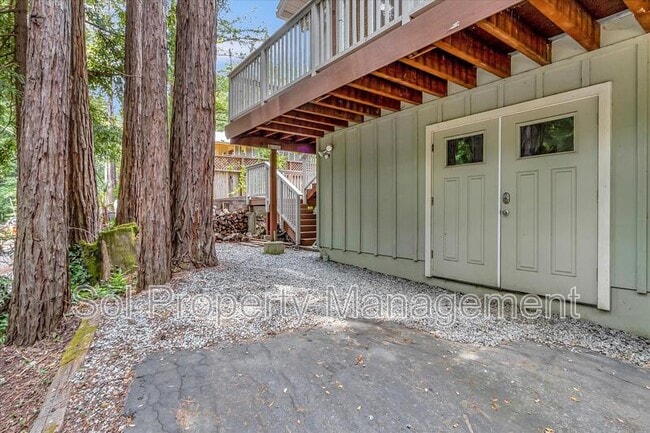 Photo - 620 Alan-A-Dale Road House