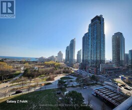 Building Photo - 30 Shore Breeze Dr